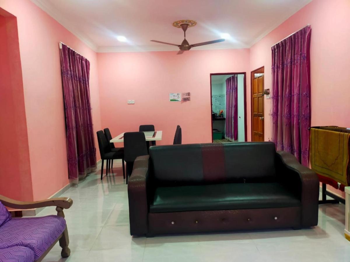 Oyo 90577 Safi Homestay Kuala Terengganu Zewnętrze zdjęcie