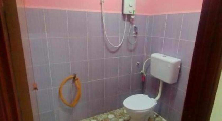 Oyo 90577 Safi Homestay Kuala Terengganu Zewnętrze zdjęcie